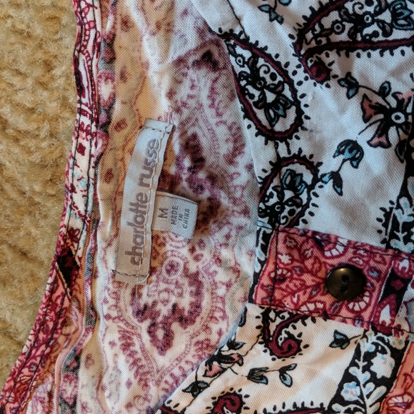 Charlotte Russe Crop Top & Matching Shorts - Picture 10 of 10